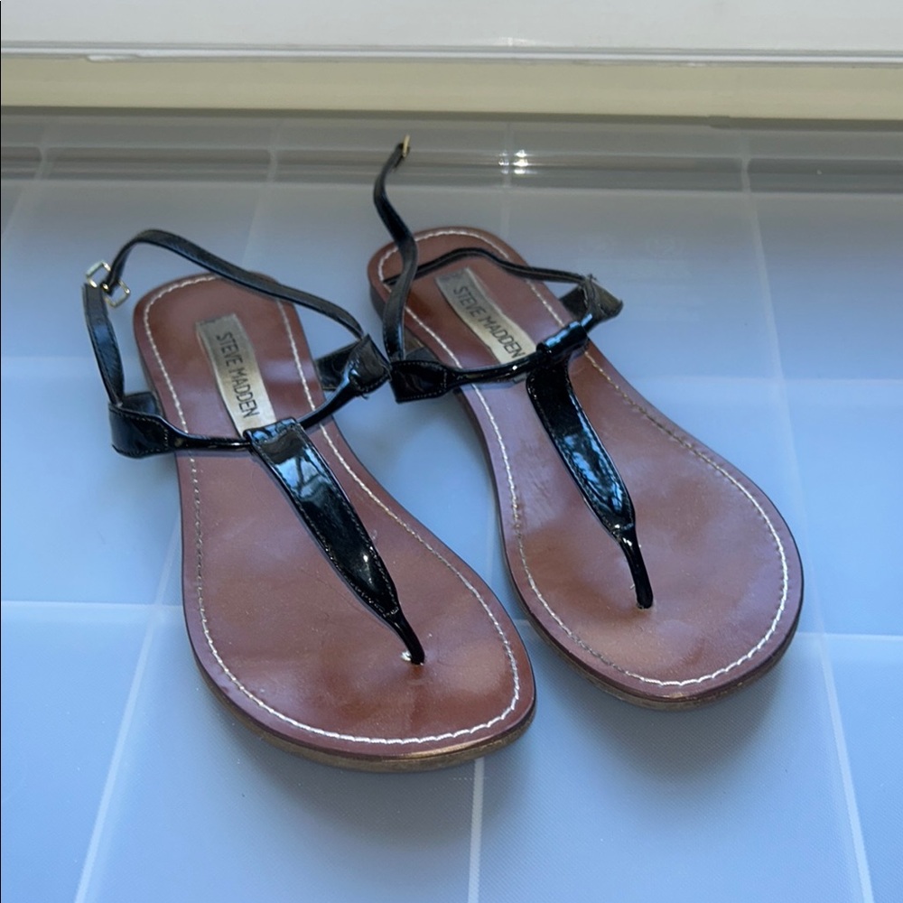 Steve Madden Black patent Sandals